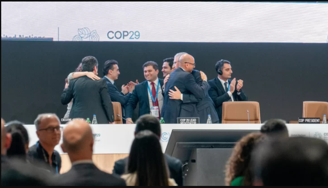COP29 acuerda fondo climático de 300 mil millones de dólares 
